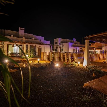 Las Musaranas - Complejo Rural Rodalquilar Exteriör bild